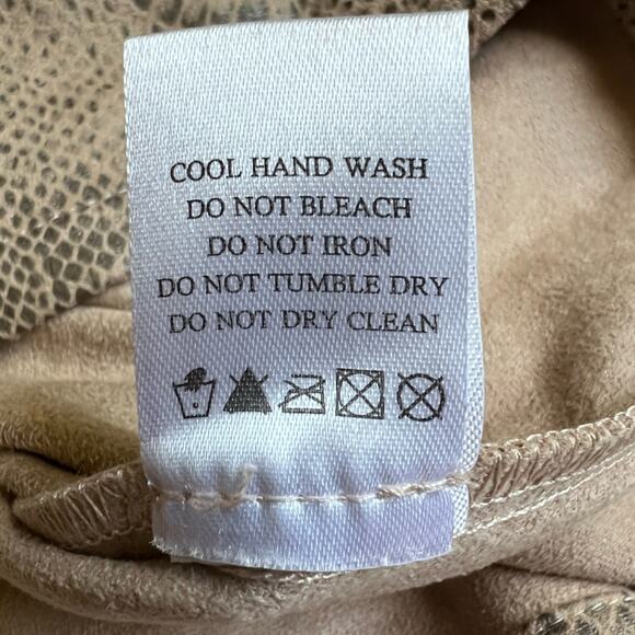 Revolve X Superdown Beige Faux Suede Snake Skin Print Wrap Skort - Medium - Picture 10 of 10